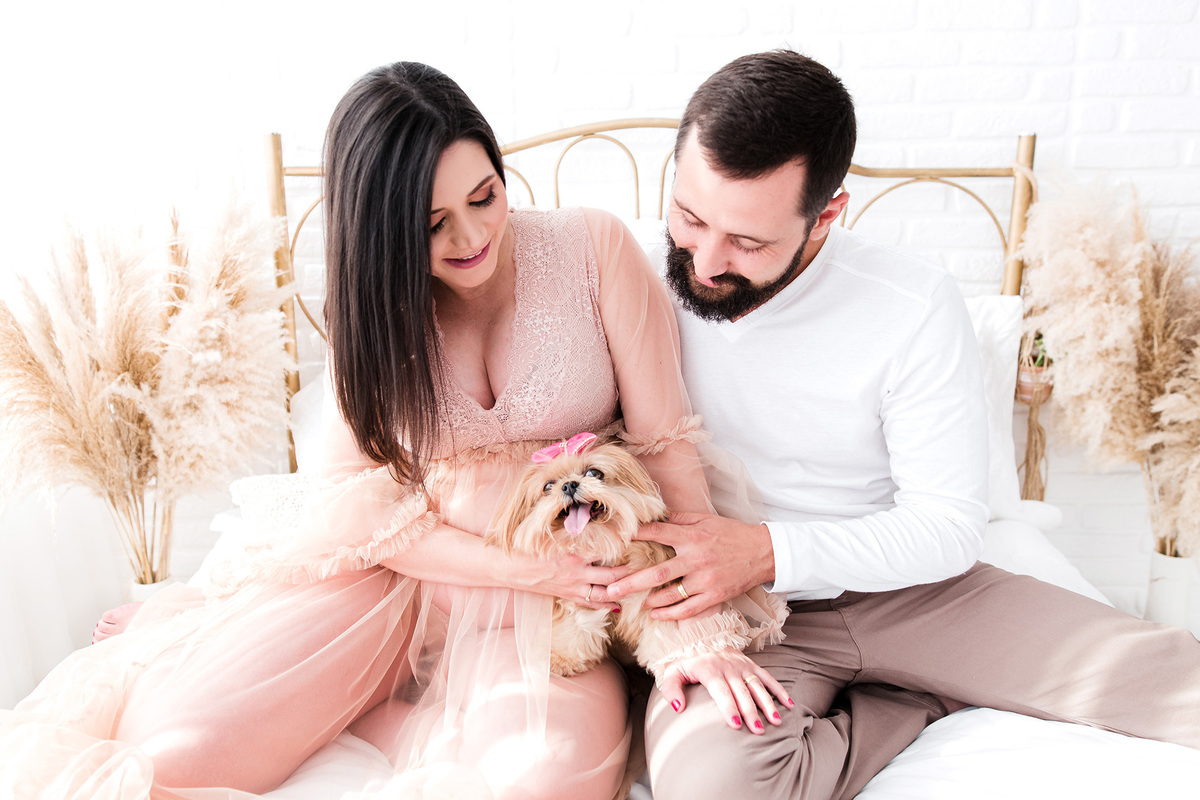 fotos de ensaio gestante em estúdio