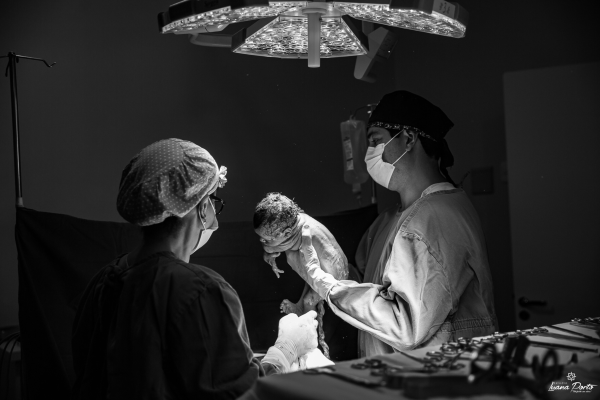 Foto de parto com Dr Carlos Eduardo em Osório