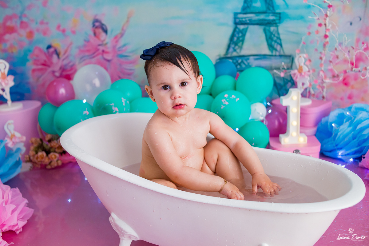 Foto de bebê na banheira