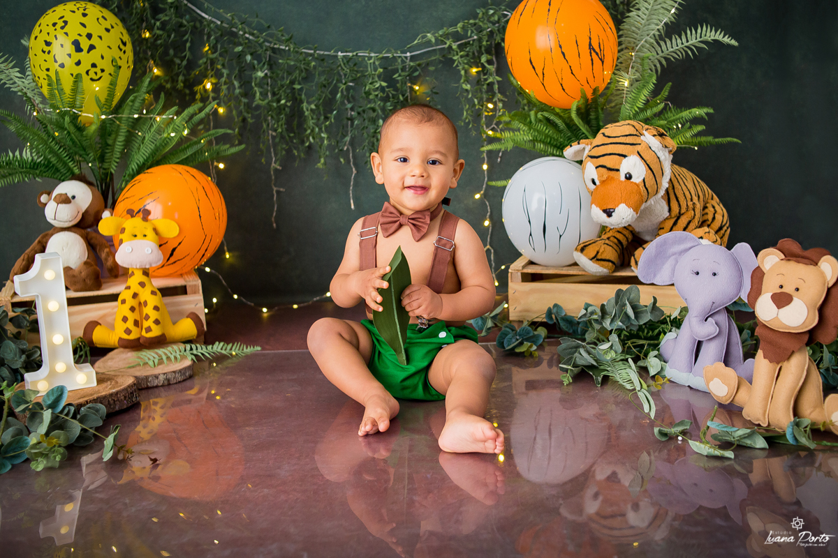 Smash the cake em Osório com o tema safari