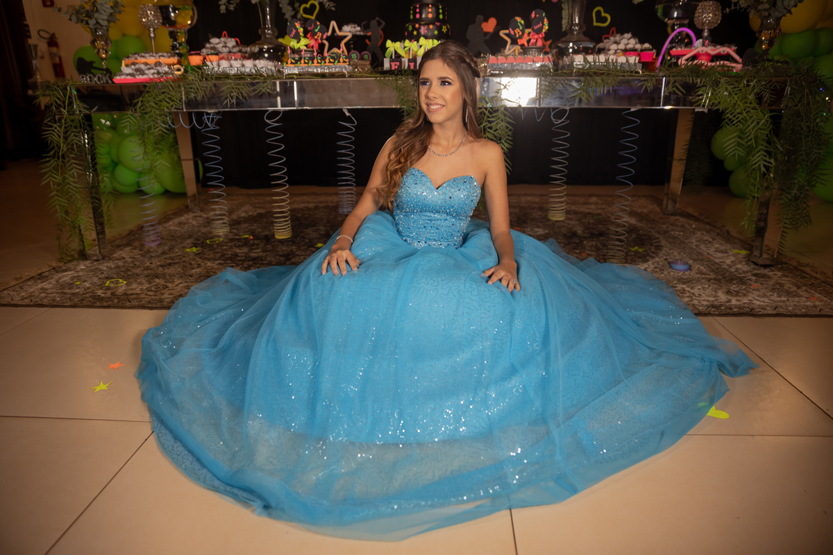 festa debutante pederneiras