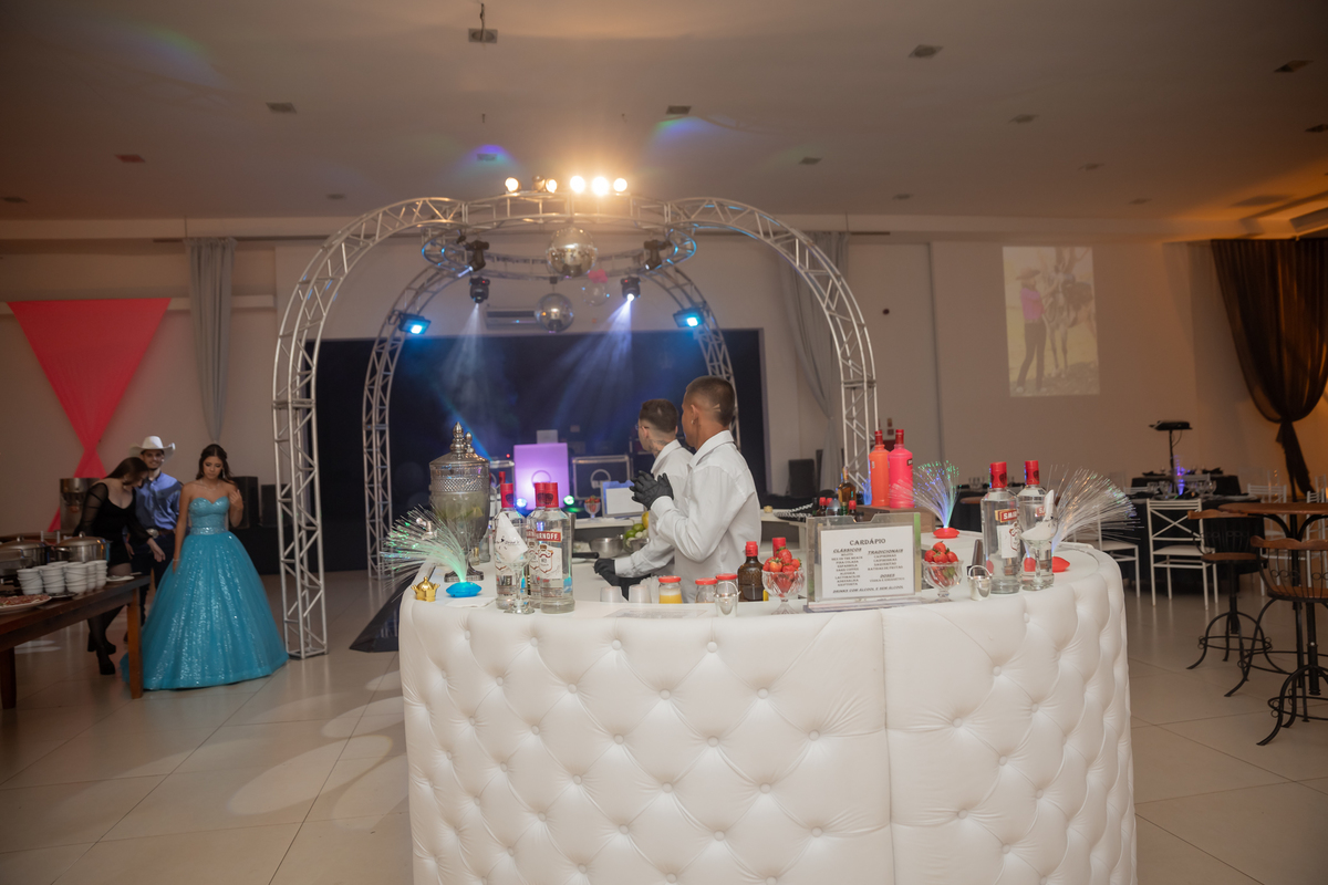 festa debutante pederneiras