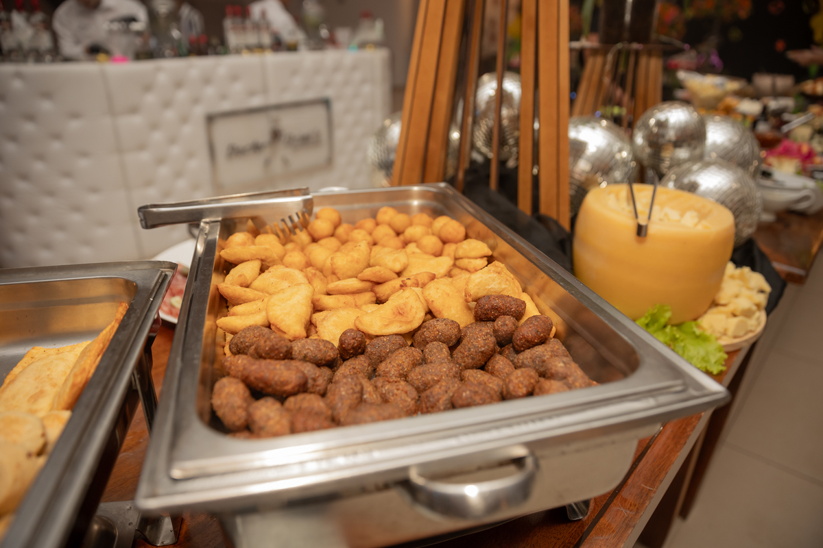 festa debutante pederneiras