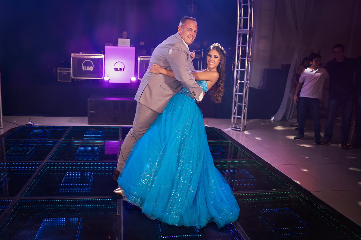 festa debutante pederneiras