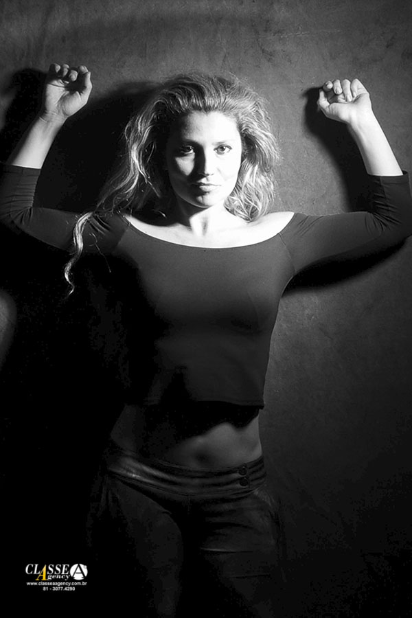 fabiana schreiner; fernando raphael; book de moda; book fotografico de moda; classe a estudio; classe a estudio fotografico; clip de moda; editorial de moda; ensaio de moda; estudio fotografico; estudio profissional; fernando raphael studio; foto de moda;