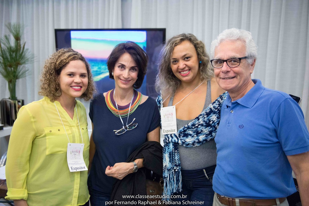 Lounge do Bella Studio de Noivas de Rosangela Mendes, Debora do Um Ponto de Dança com Mario Ameni e Claudia Matarazzo no salão de noivas e festas wedding day