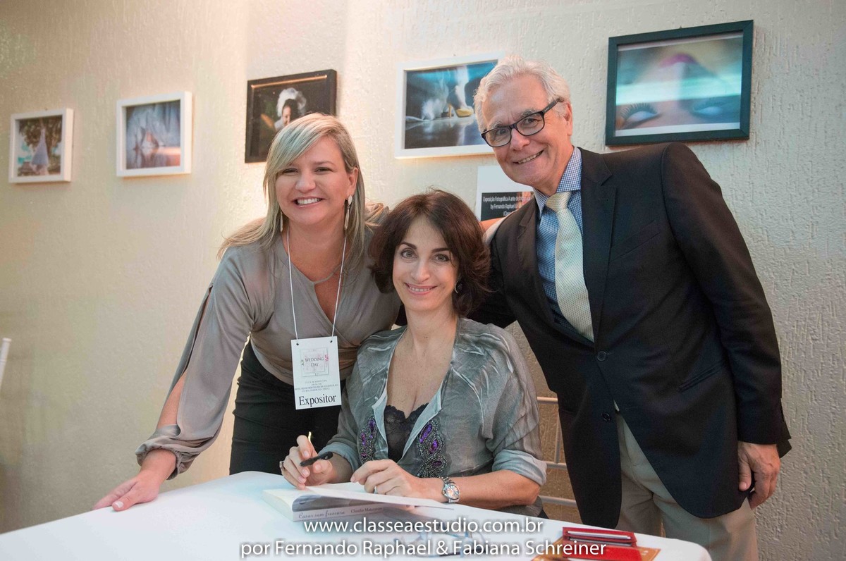 Sessão de autógrafos de Claudia Matarazzo com Ana Paula Goes e Mario Ameni no salão de noivas e festas wedding day