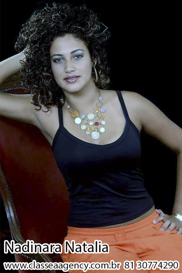 Modelos comerciais femininos: para campanhas de outdoor, comerciais de tv, organização de eventos, eventos corporativos, elenco de promotores e recepcionistas para ações de marketing em PDV, ponto de venda, panfletagem, congres