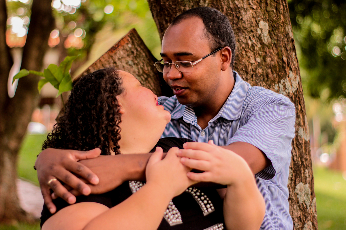 Ensaio casal no Parque do Sabiá em Uberlândia - MG