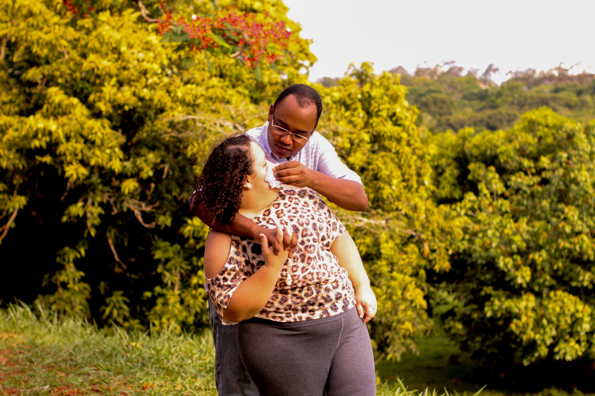 Ensaio casal no Parque do Sabiá em Uberlândia - MG