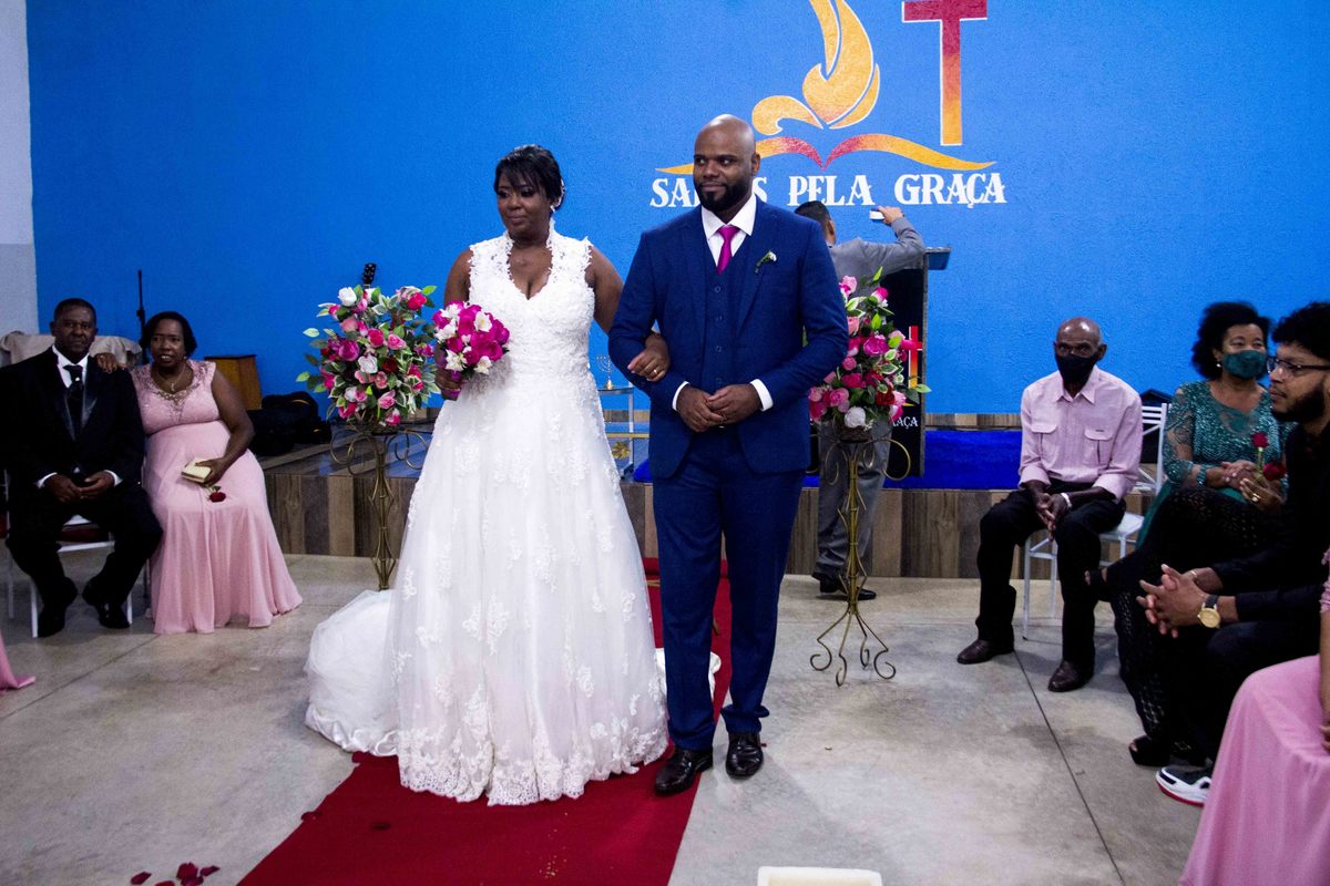 Casamento na igreja evangélica Salvo pela Graça em Uberlândia - MG