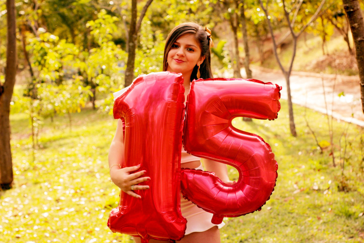 Ensaio de 15 anos no Parque do Sabiá em Uberlândia - MG.