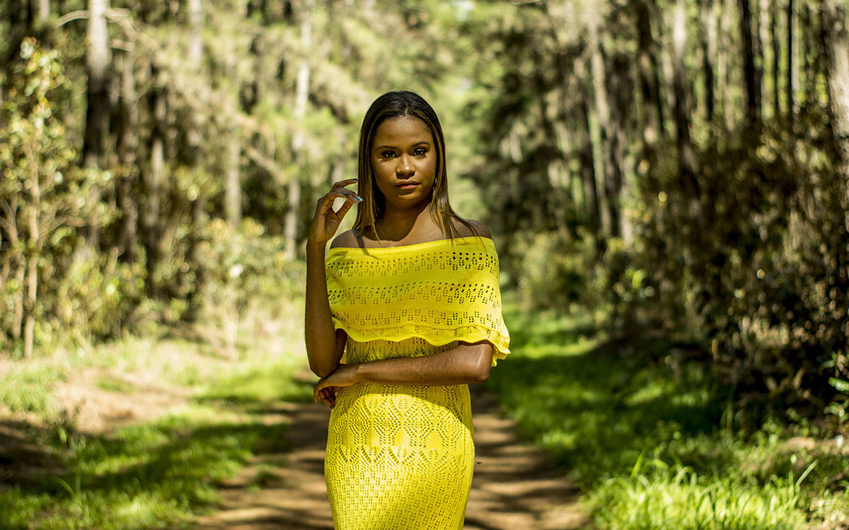 Ensaio feminino na Floresta do Lobo em Uberlândia - MG