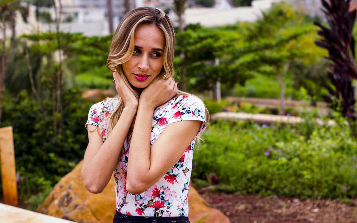 Ensaio feminino na Praça do Amor em Uberlândia - MG