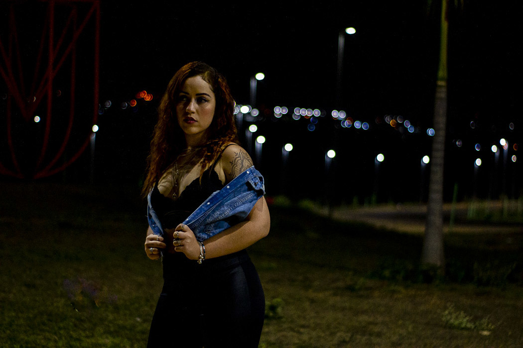 Ensaio feminino noturno Uberaba MG