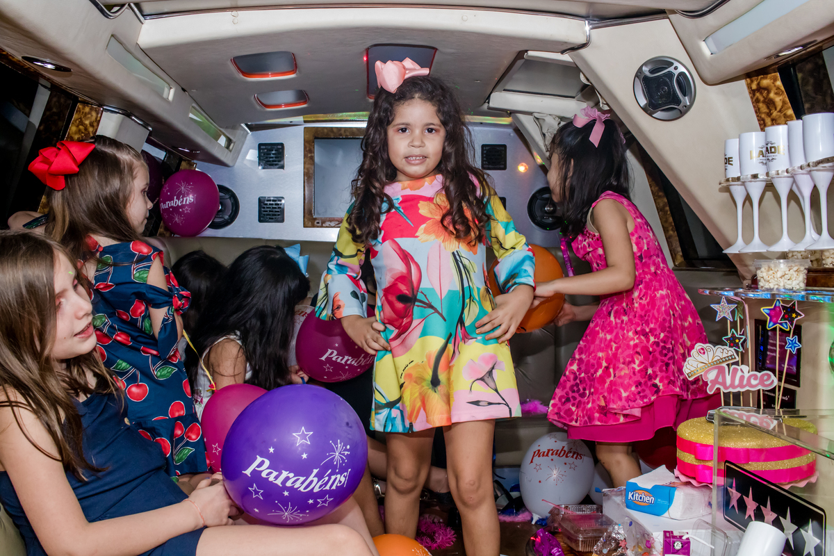 Festa Infantil  na Limousine em Cuiabá e Várzea Grande Rosangela  Monteiro    #photooftheday 