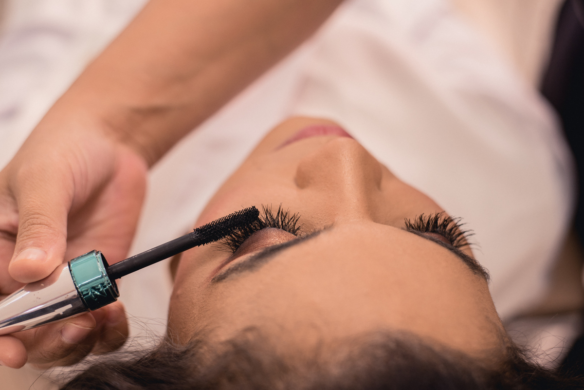 os olhos é muito importante para o toque final