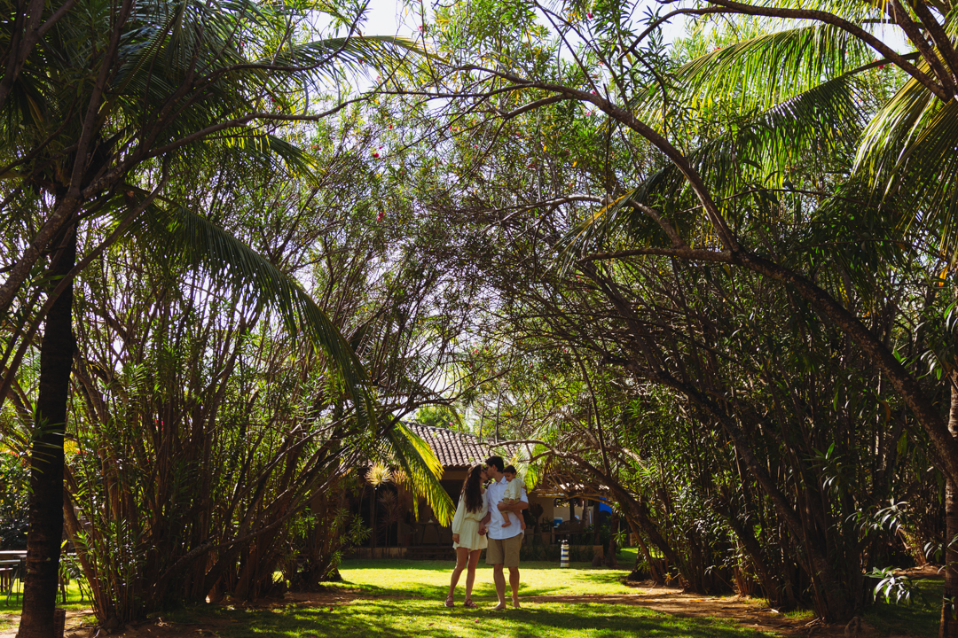 ensaio fotografico de familia em são miguel dos milagres na pousada villas tature gabi coelho fotografia