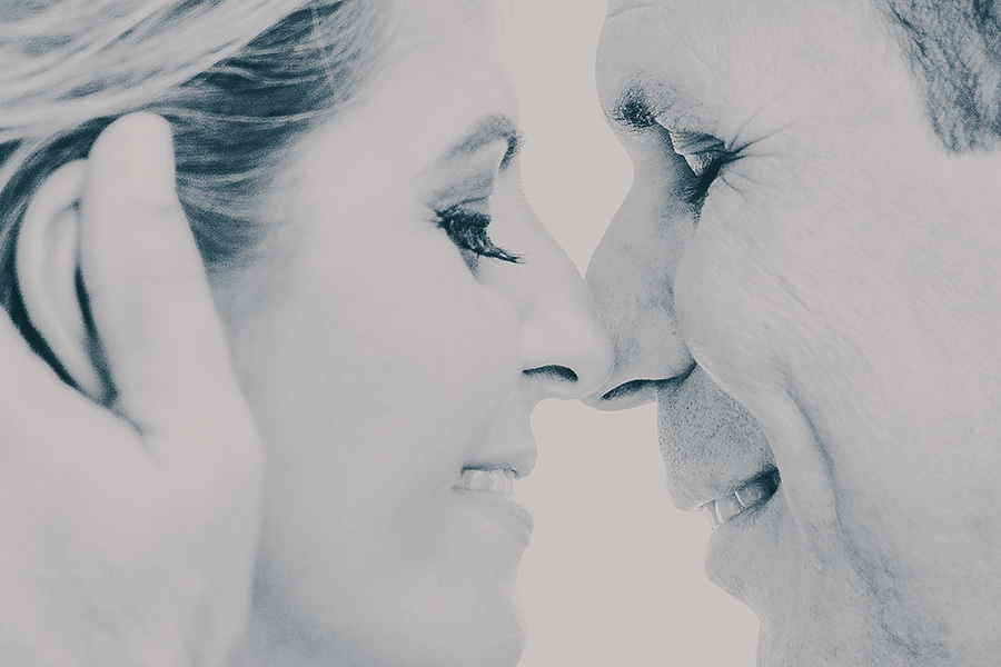 detalhe casal apaixonado