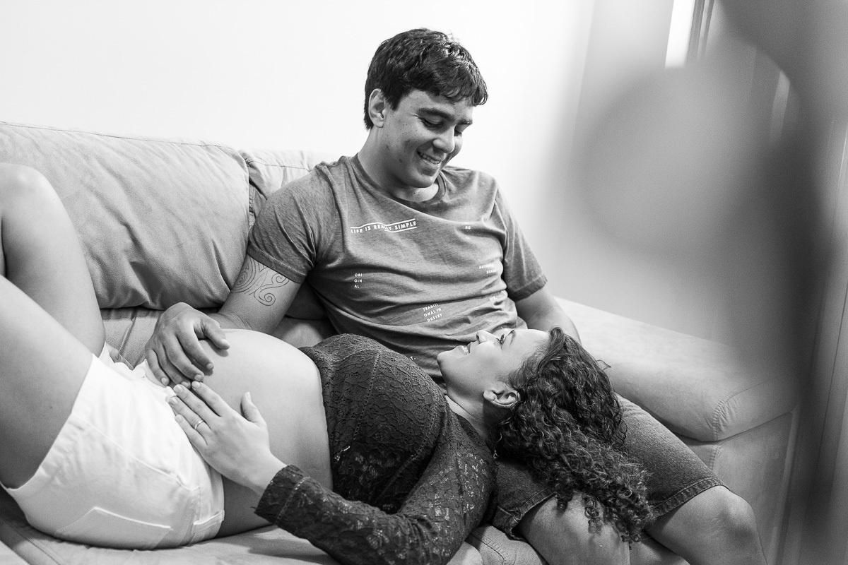 fotografia de familia em casa casal