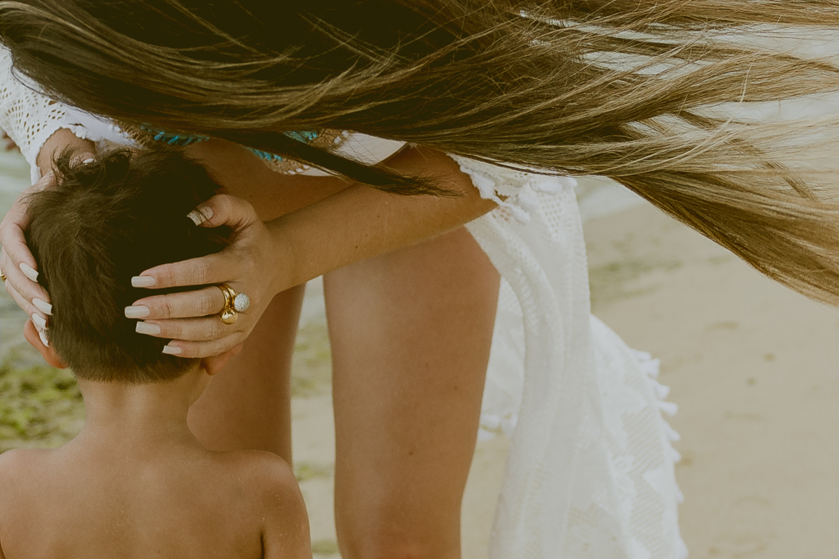 Ensaio fotográfico de família em praia de Maceió. Gabi Coêlho Fotografia. Fotógrafo Maceió. Ensaio Gestante