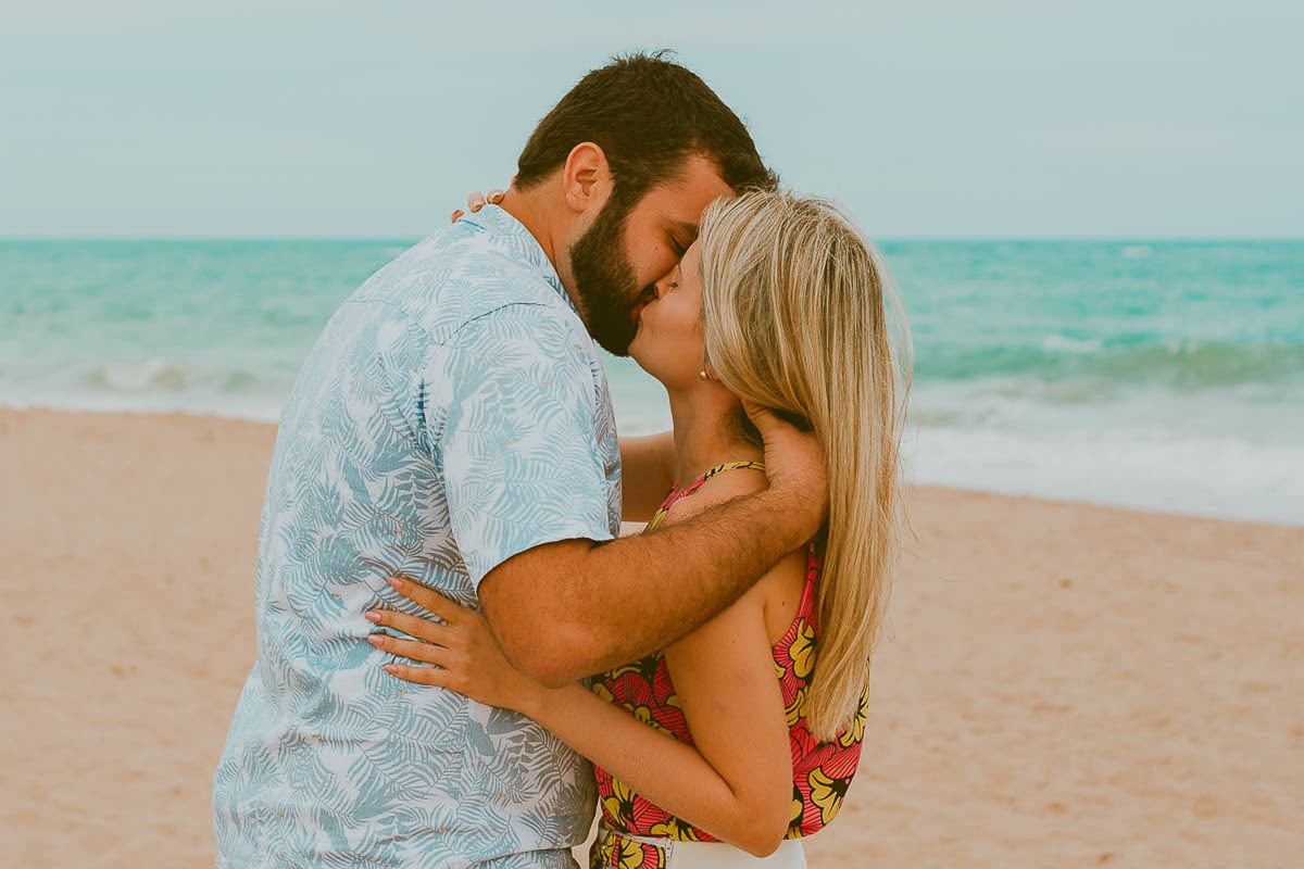 gabi_coelho_fotografo_maceio_ensaio_casal_praia_ferias_nordeste_amor_book_pedido_de_casamento_surpresa_guaxuma