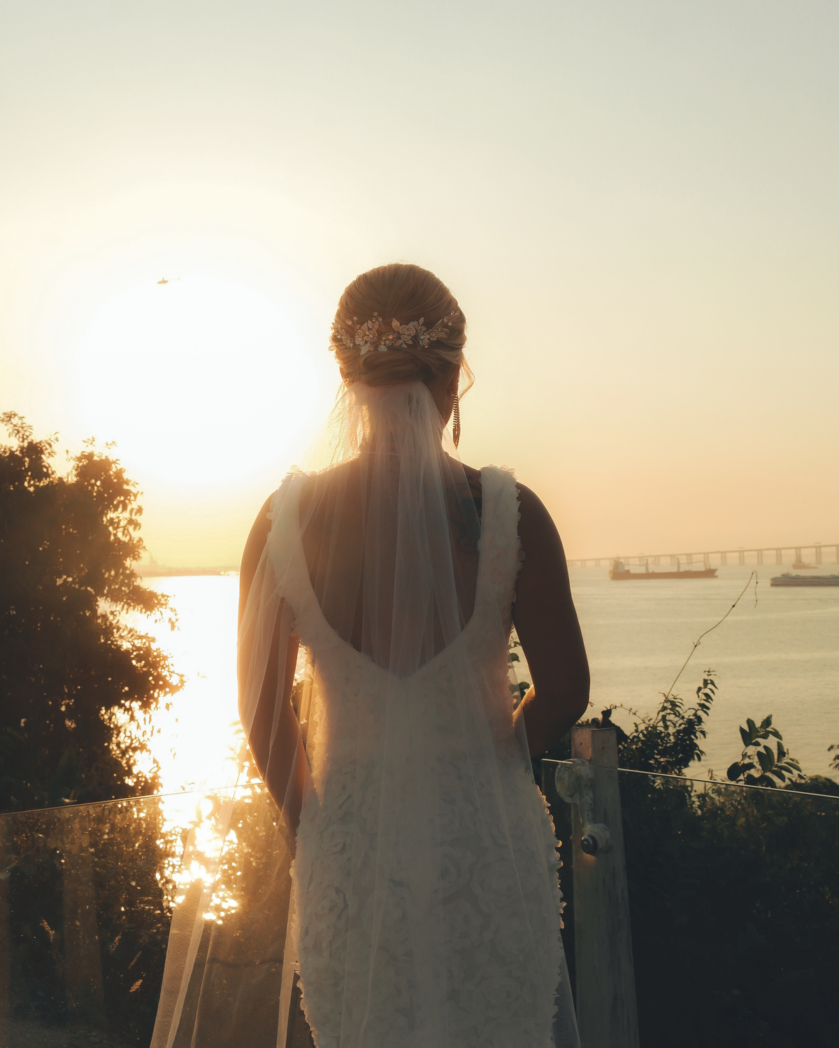 por do sol em niterói, com vista para Rj