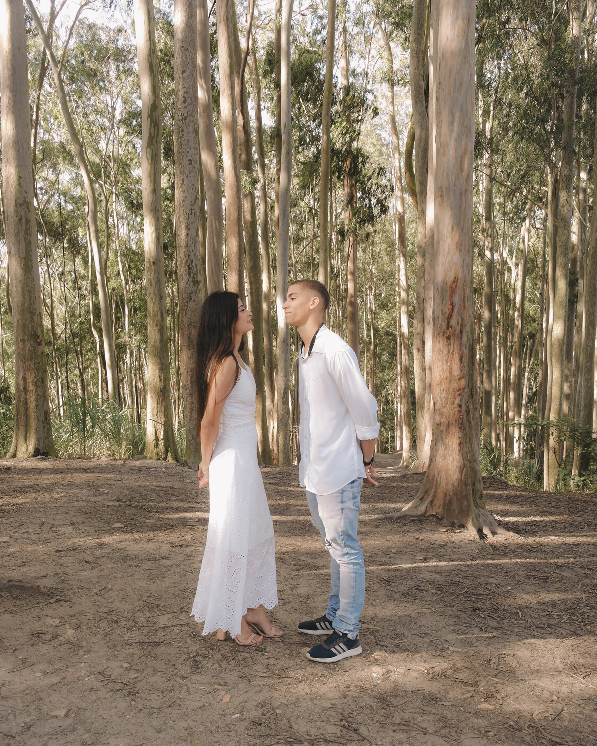 casal no bosque em niterói Rj