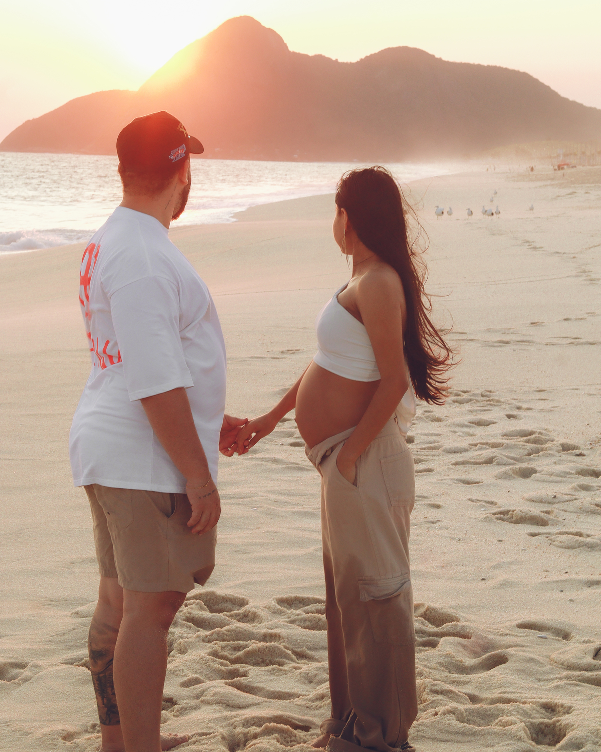 casal praia itaipuaçu