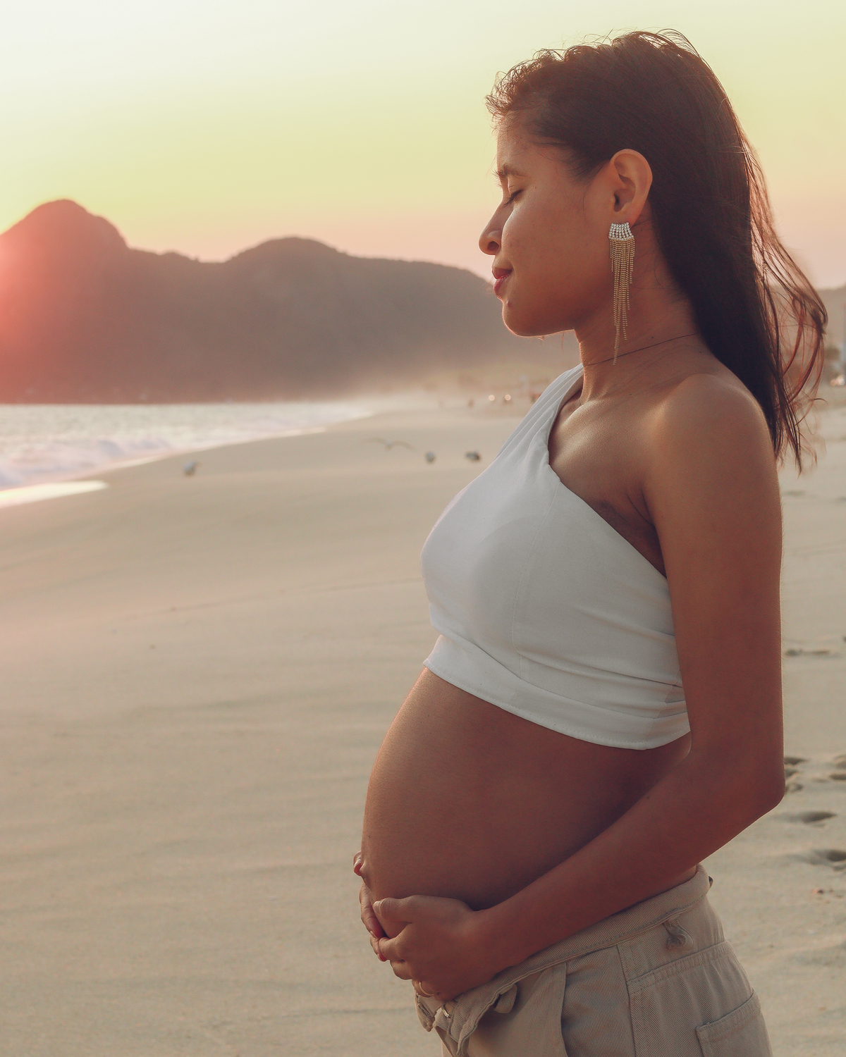 Foto gestante na praia Rj