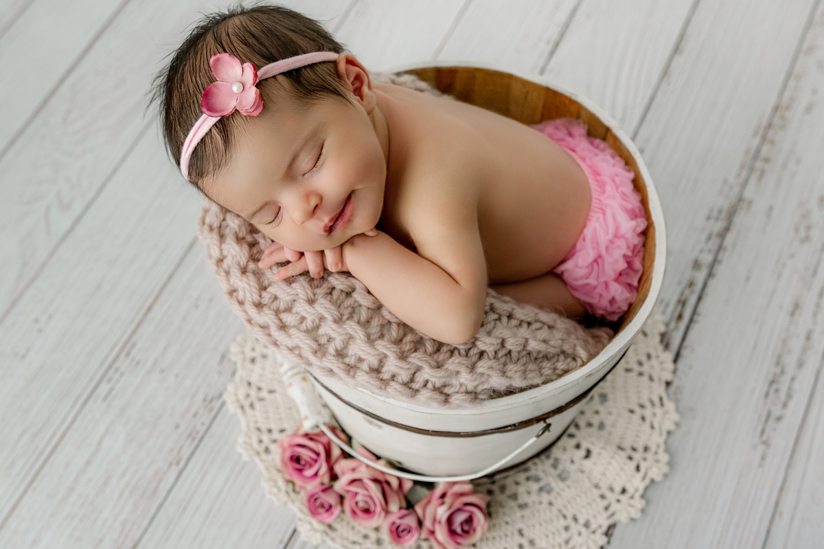 ensaio newborn, newborn barra, foto de bebê, foto de recém-nascido, estúdio newborn, melhor fotógrafa newborn, melhor fotógrafa de bebês, ensaio fotográfico, rita kessler, rita rodrigues fotografia, encantadora de bebês, newborn com segurança