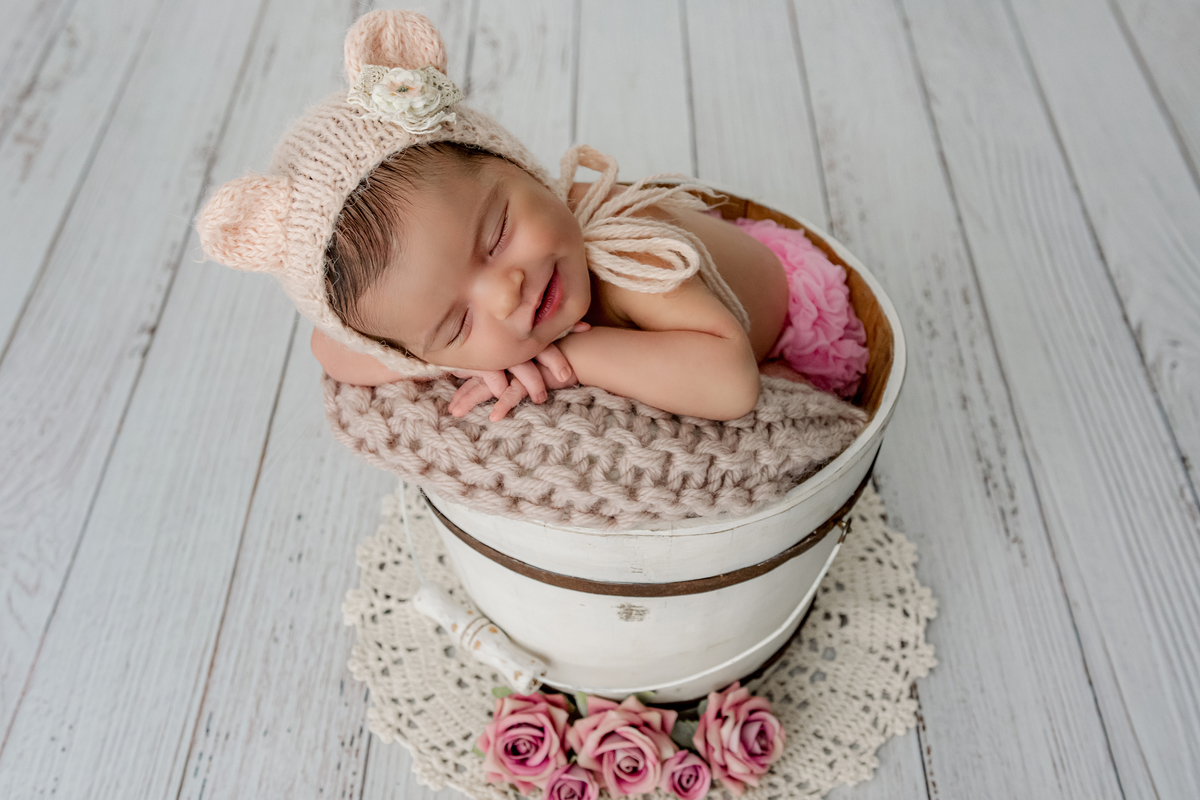 ensaio newborn, newborn barra, foto de bebê, foto de recém-nascido, estúdio newborn, melhor fotógrafa newborn, melhor fotógrafa de bebês, ensaio fotográfico, rita kessler, rita rodrigues fotografia, encantadora de bebês, newborn com segurança