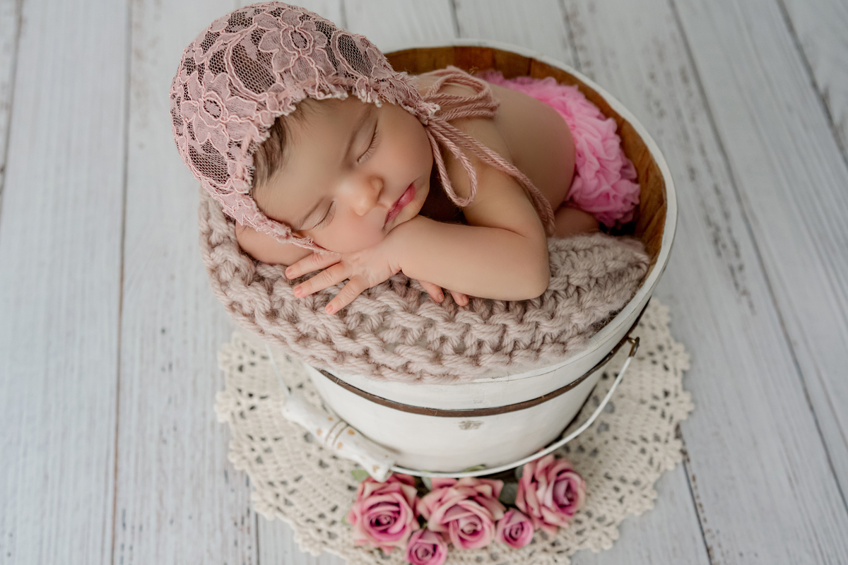 ensaio newborn, newborn barra, foto de bebê, foto de recém-nascido, estúdio newborn, melhor fotógrafa newborn, melhor fotógrafa de bebês, ensaio fotográfico, rita kessler, rita rodrigues fotografia, encantadora de bebês, newborn com segurança
