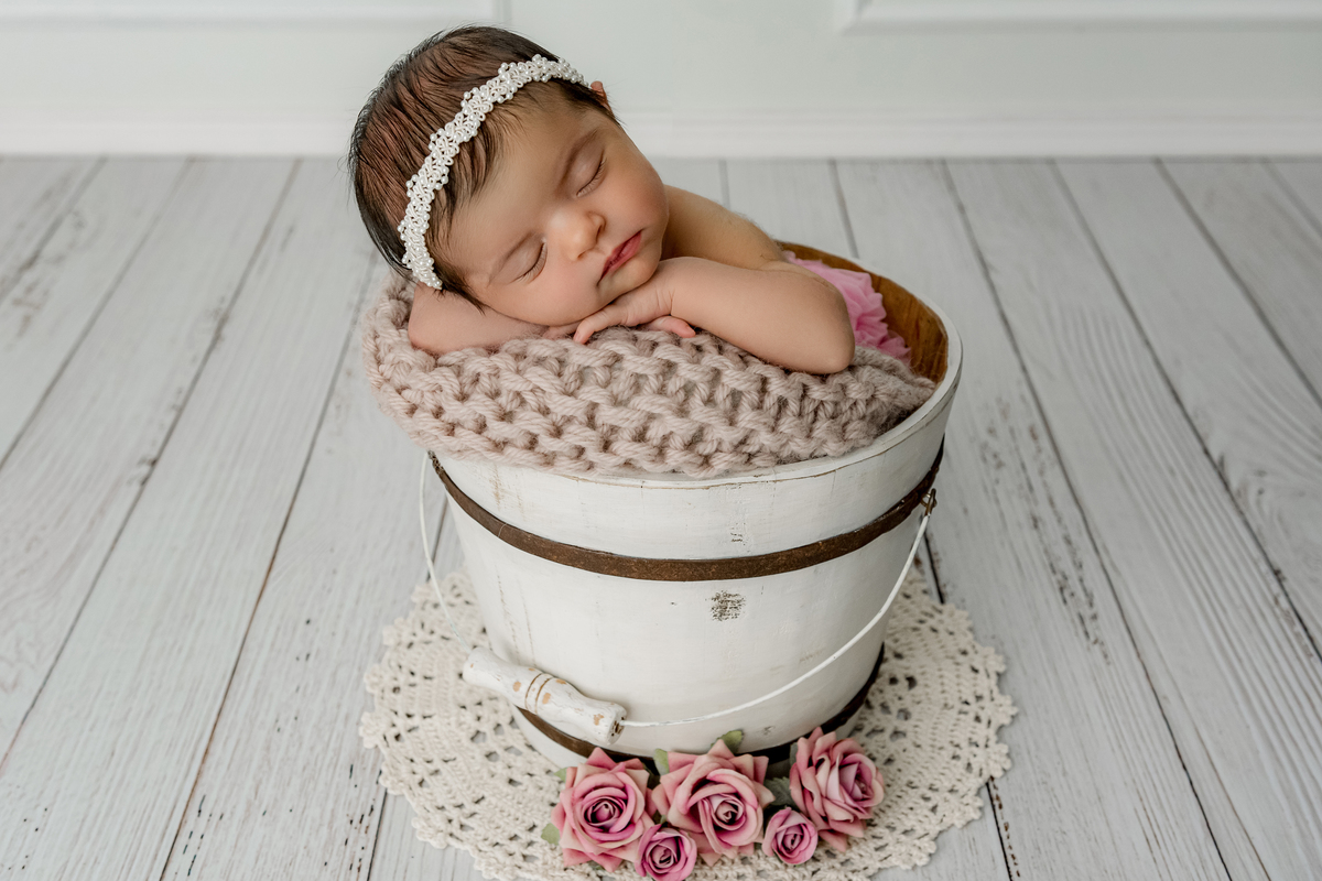 ensaio newborn, newborn barra, foto de bebê, foto de recém-nascido, estúdio newborn, melhor fotógrafa newborn, melhor fotógrafa de bebês, ensaio fotográfico, rita kessler, rita rodrigues fotografia, encantadora de bebês, newborn com segurança