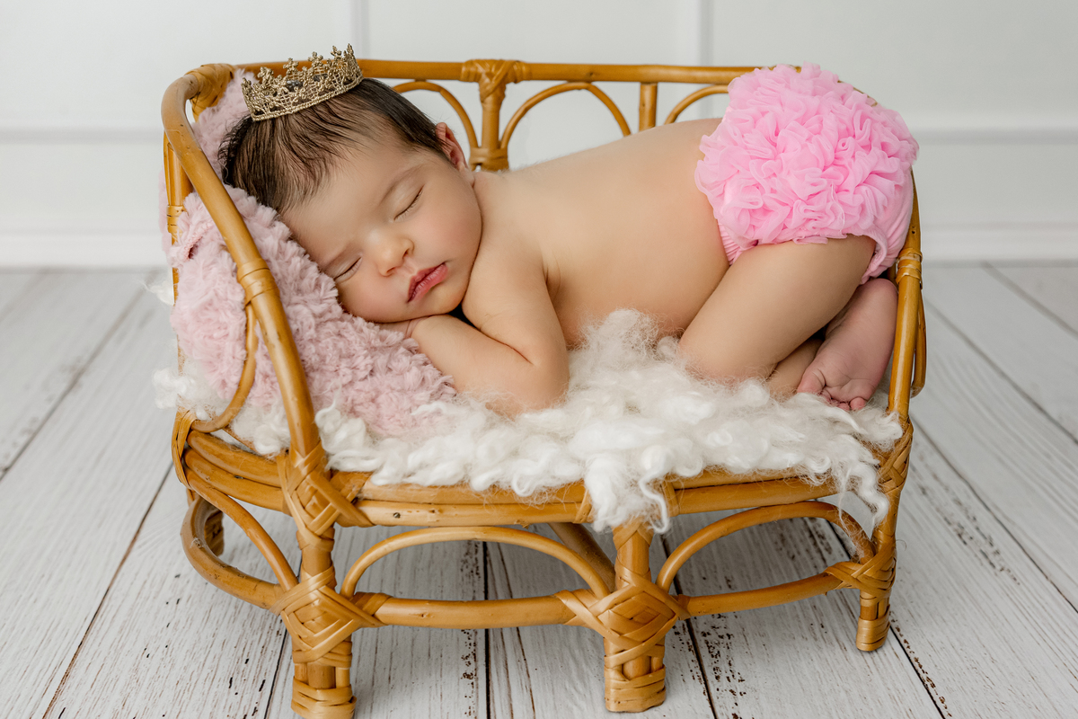 ensaio newborn, newborn barra, foto de bebê, foto de recém-nascido, estúdio newborn, melhor fotógrafa newborn, melhor fotógrafa de bebês, ensaio fotográfico, rita kessler, rita rodrigues fotografia, encantadora de bebês, newborn com segurança