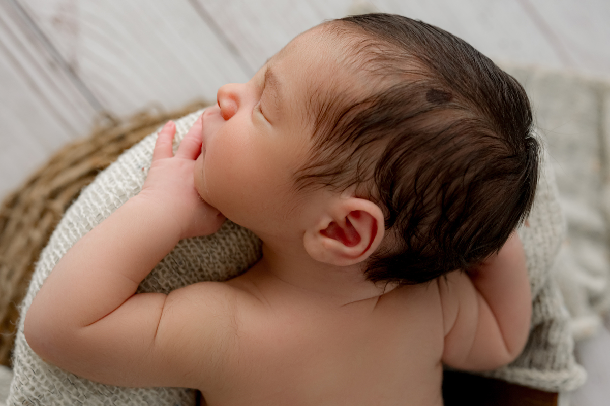 newborn barra da tijuca, ensaio newborn, foto de recém-nascido, newborn com segurança, melhor fotógrafa newborn,ensaio de bebês, perinatal da barra, perinatal, rita kessler, rita rodrigues fotografia, fotEografa infantil, estúdio newborn, recém-nascido