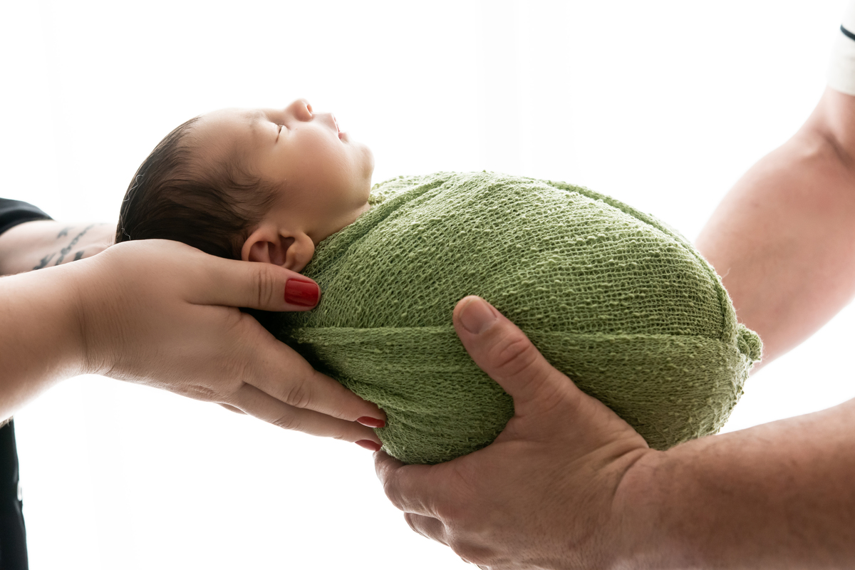 newborn barra da tijuca, ensaio newborn, foto de recém-nascido, newborn com segurança, melhor fotógrafa newborn,ensaio de bebês, perinatal da barra, perinatal, rita kessler, rita rodrigues fotografia, fotEografa infantil, estúdio newborn, recém-nascido