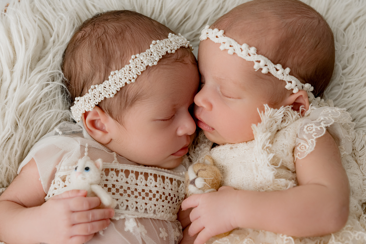 newborn barra, newborn barra da tijuca, newborn rio de janeiro, ensaio newborn, newborn de gêmeos, gêmeos, gravidez gemelar ,perinatal barra, melhor fotógrafa newborn do Rio, best newborn photographer in Rio, rita kessler, fotografia newborn 