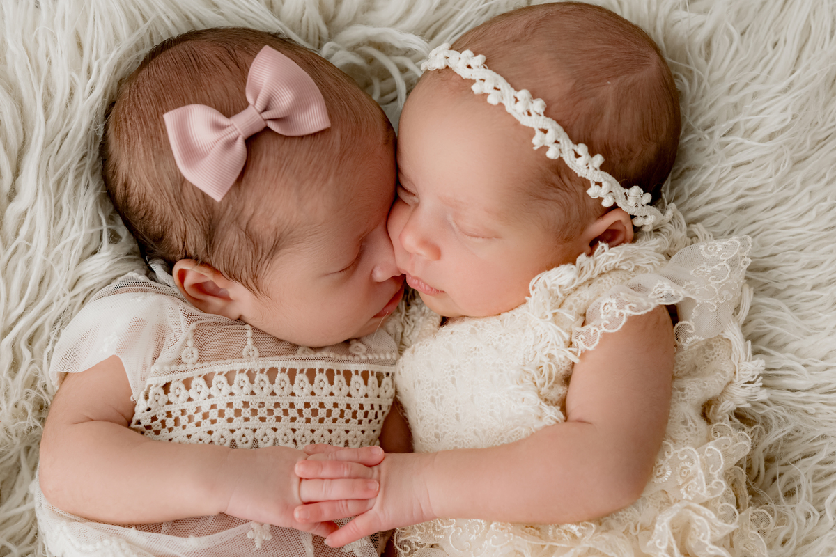 newborn barra, newborn barra da tijuca, newborn rio de janeiro, ensaio newborn, newborn de gêmeos, gêmeos, gravidez gemelar ,perinatal barra, melhor fotógrafa newborn do Rio, best newborn photographer in Rio, rita kessler, fotografia newborn 