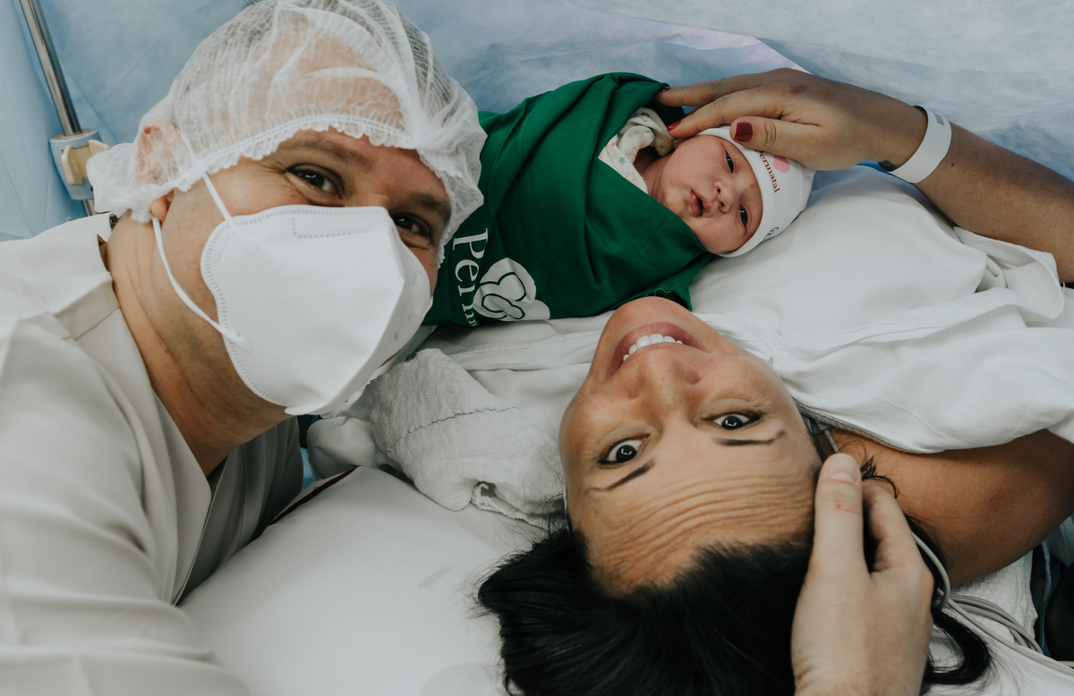 fotos de parto, perinatal, parto cesárea, cesárea, fotografia newborn, fotografia newborn barra da tijuca, fotografia newborn rj, fotografia de parto, foto de parto cesárea, fotógrafa de parto, fotógrafa de bebês, rita kessler, melhor fotógrafa newborn
