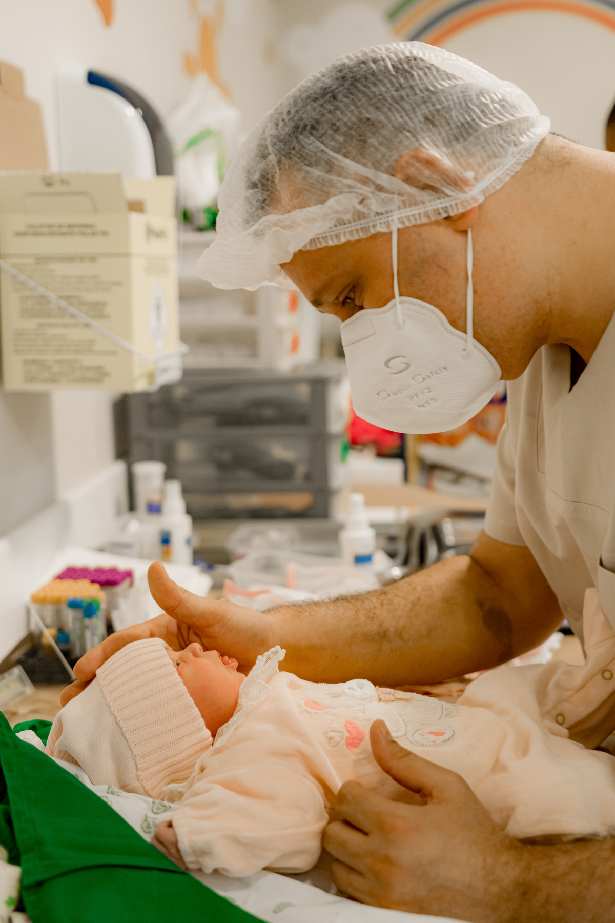 fotos de parto, perinatal, parto cesárea, cesárea, fotografia newborn, fotografia newborn barra da tijuca, fotografia newborn rj, fotografia de parto, foto de parto cesárea, fotógrafa de parto, fotógrafa de bebês, rita kessler, melhor fotógrafa newborn