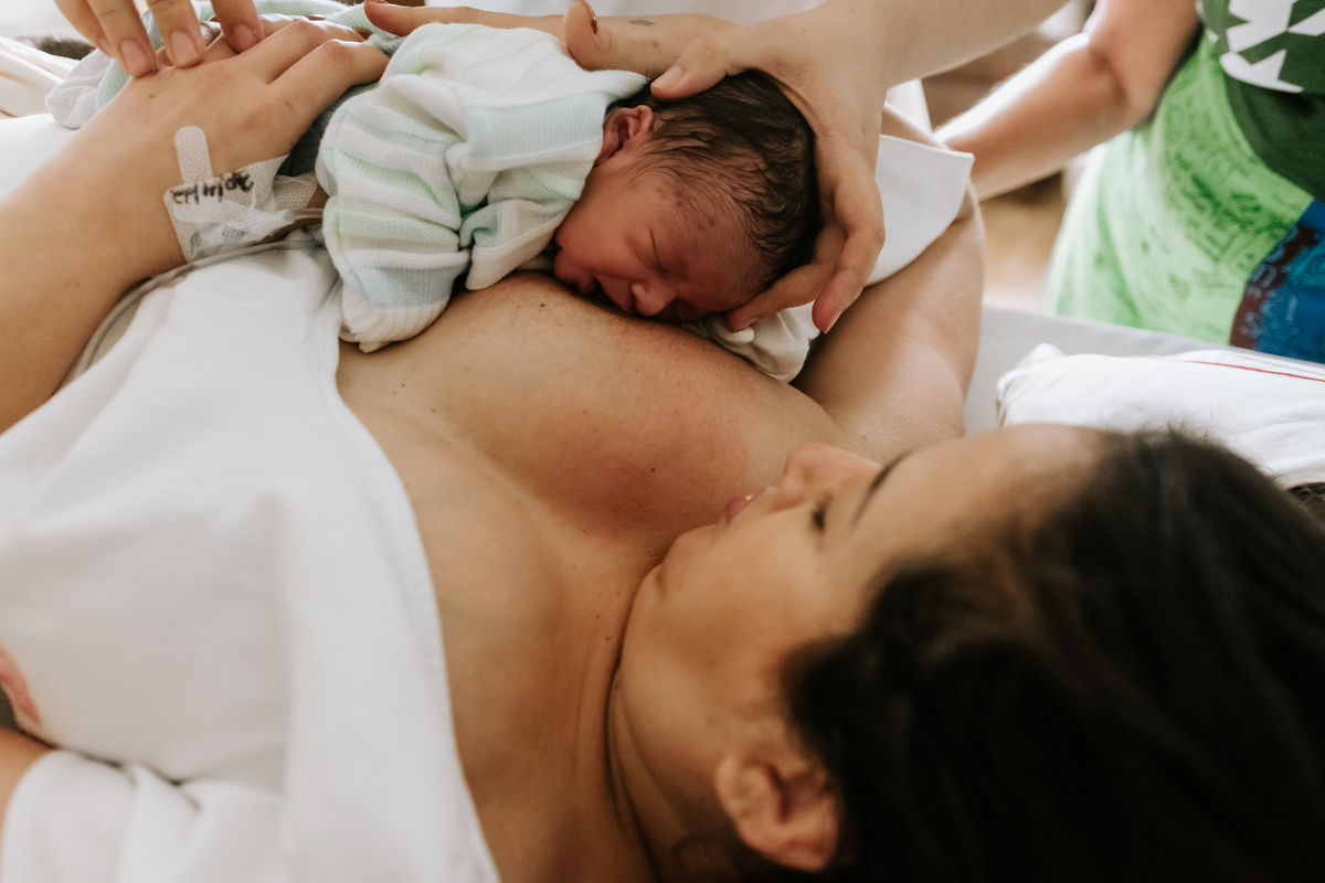 registro de parto, fotos de parto, fotos parto cesárea, perinatal, perinatal barra, fotografia de parto, cobertura fotográfica de parto, foto de bebê, newborn, newborn barra, newborn rio de janeiro, parto cesárea, gestante, foto de gestante, newborn rj