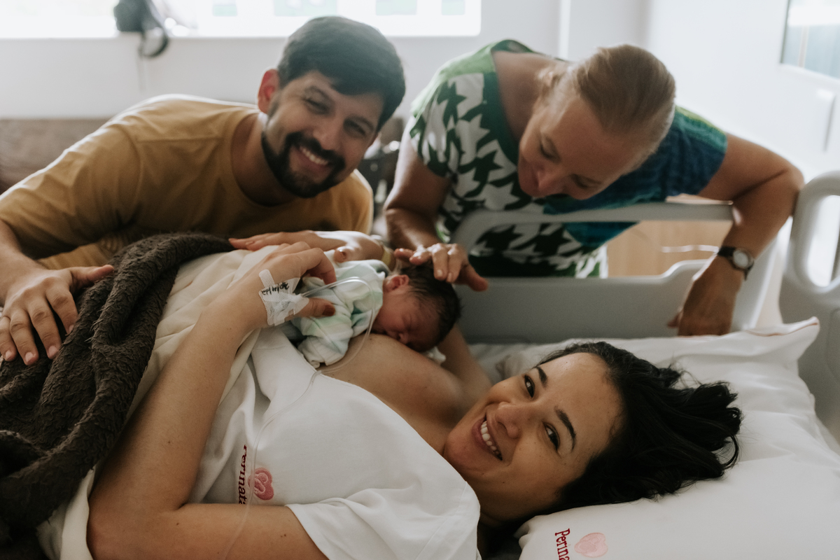 registro de parto, fotos de parto, fotos parto cesárea, perinatal, perinatal barra, fotografia de parto, cobertura fotográfica de parto, foto de bebê, newborn, newborn barra, newborn rio de janeiro, parto cesárea, gestante, foto de gestante, newborn rj