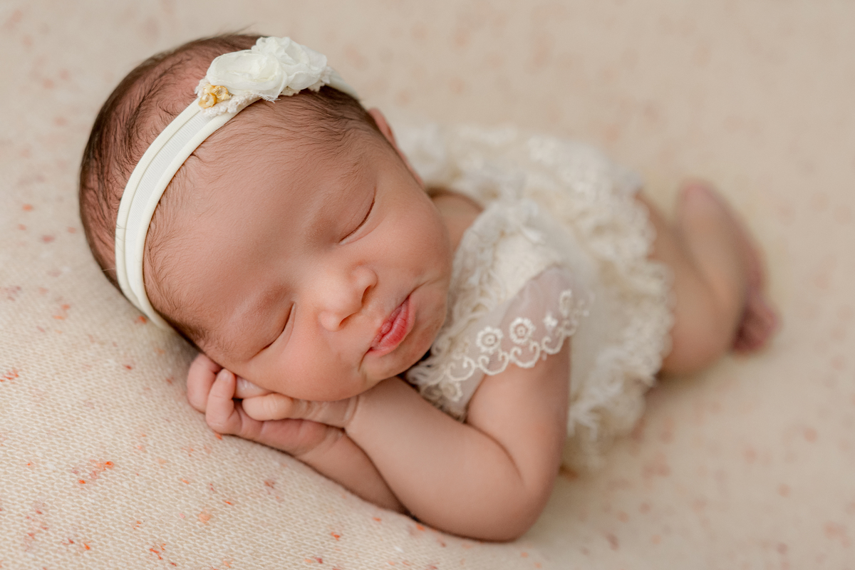 newborn, newborn barra, newborn barra da tijuca, newborn rj, newborn rio de janeiro, fotografia newborn, foto newborn, recém-nascido, book de bebê, ensaio infantil, estúdio newborn, melhor fotógrafa newborn, fotógrafa de bebês, encantadora de bebês, bebês