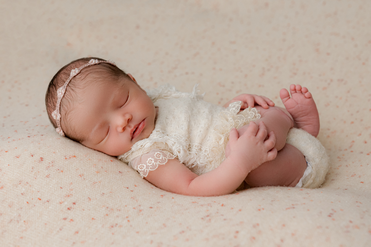 newborn, newborn barra, newborn barra da tijuca, newborn rj, newborn rio de janeiro, fotografia newborn, foto newborn, recém-nascido, book de bebê, ensaio infantil, estúdio newborn, melhor fotógrafa newborn, fotógrafa de bebês, encantadora de bebês, bebês