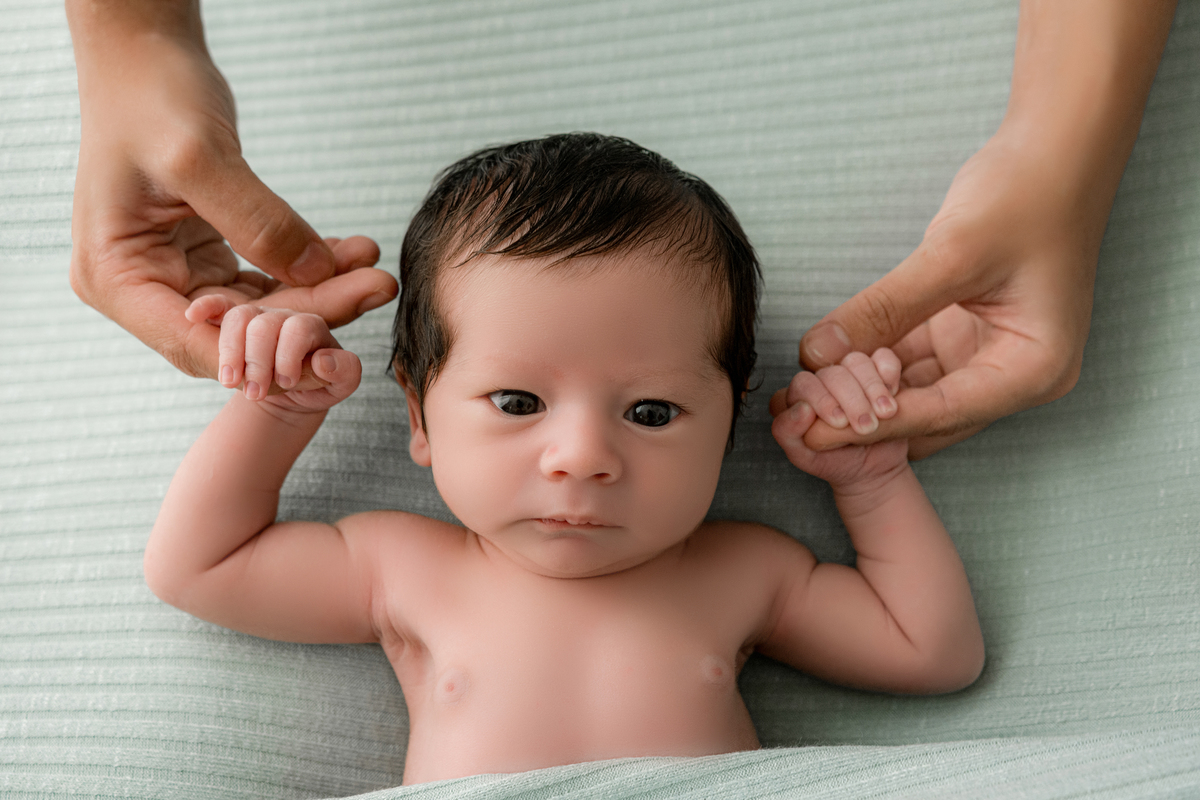 newborn, newborn barra, newborn rj, newborn rio de janeiro, foto de bebê, book de bebê, book infantil, ensaio newborn, recém-nascido, perinatal, melhor fotógrafa newborn, foto de parto, ensaio gestante, newborn em estúdio, fotos gestante, ensaio infantil 