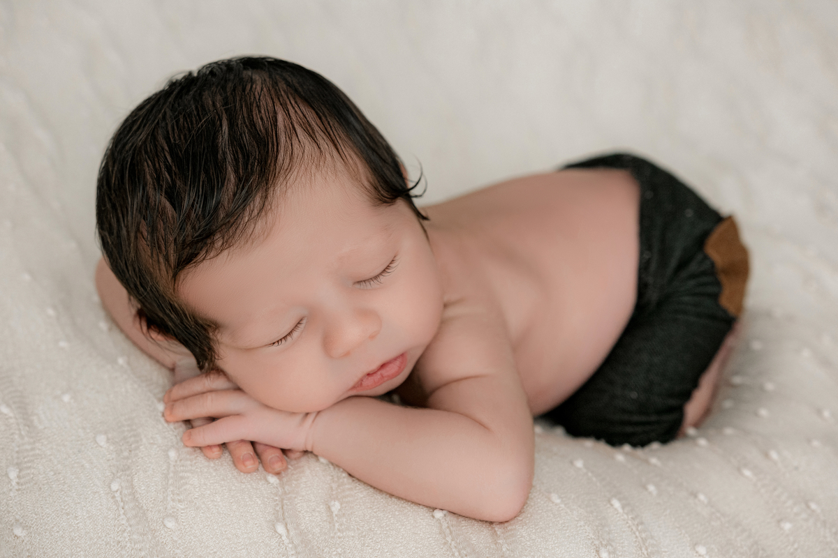 newborn, newborn barra, newborn rj, newborn rio de janeiro, foto de bebê, book de bebê, book infantil, ensaio newborn, recém-nascido, perinatal, melhor fotógrafa newborn, foto de parto, ensaio gestante, newborn em estúdio, fotos gestante, ensaio infantil 