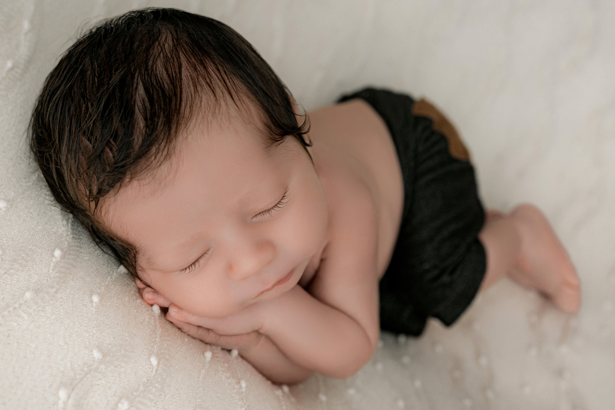 newborn, newborn barra, newborn rj, newborn rio de janeiro, foto de bebê, book de bebê, book infantil, ensaio newborn, recém-nascido, perinatal, melhor fotógrafa newborn, foto de parto, ensaio gestante, newborn em estúdio, fotos gestante, ensaio infantil 