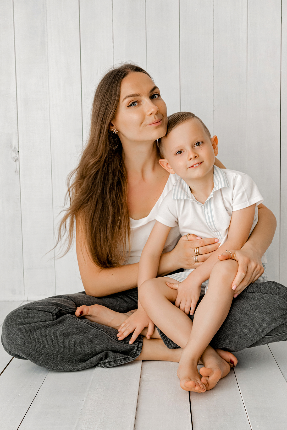 fotos de família, ensaio de família, fotos em estúdio, ensaio mãe e filho, dia das mães, fotos mãe e filho em estúdio, sessão de dia das mães, ensaio de família barra da tijuca, newborn barra da tijuca, acompanhamento fotográfico de bebê barra da tijuca