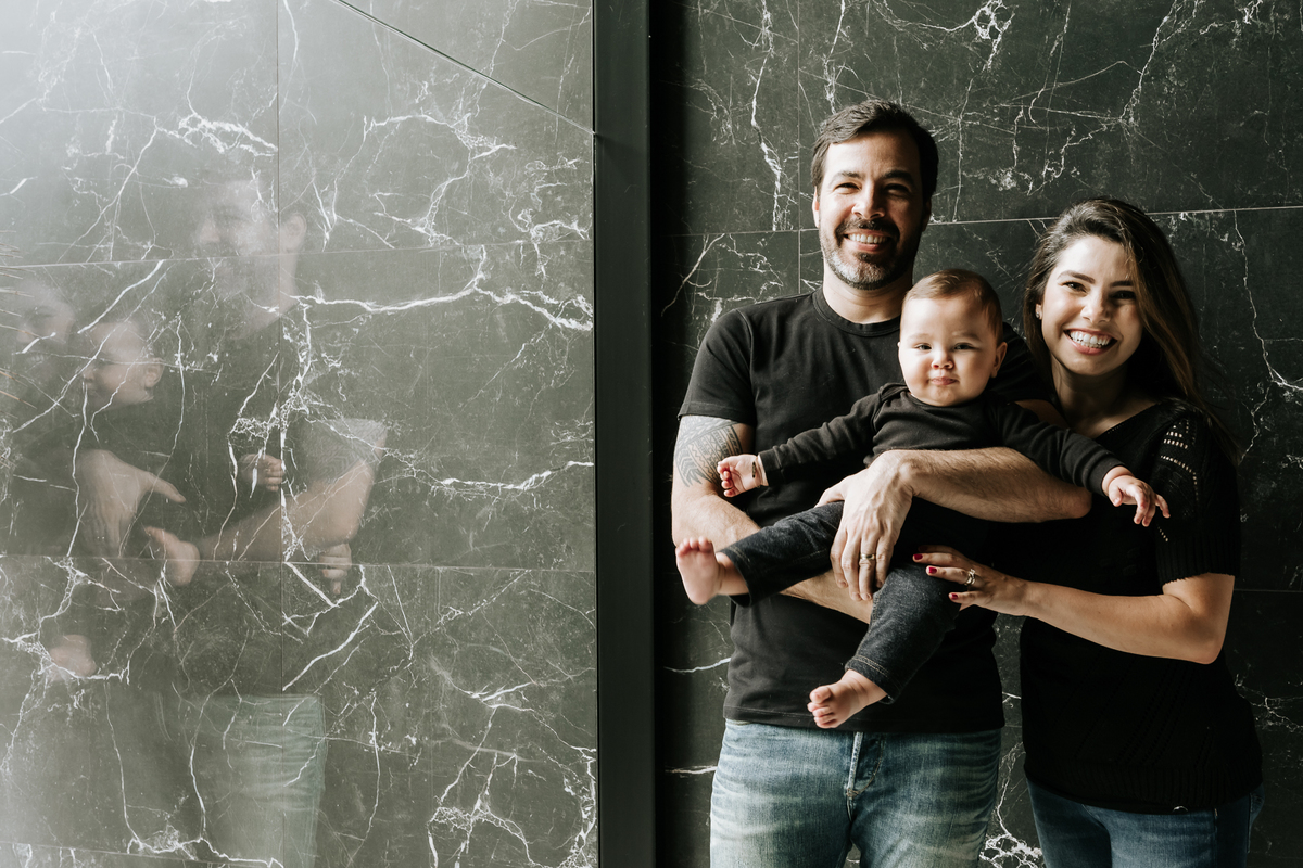 lifestyle, lifestyle barra da tijuca, acompanhamento de bebê, acompanhamento de bebê em casa, acompanhamento quadrimestral de bebê, acompanhamento quadrimestral lifestyle, fotos de bebê em casa, ensaio de família em casa, ensaio de família barra da tijuca